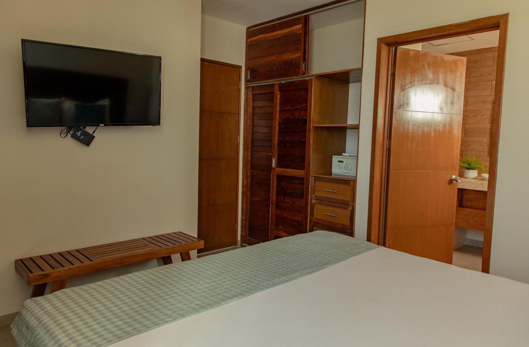 Aquastar Hotel & Apartments Маауаль Екстер'єр фото