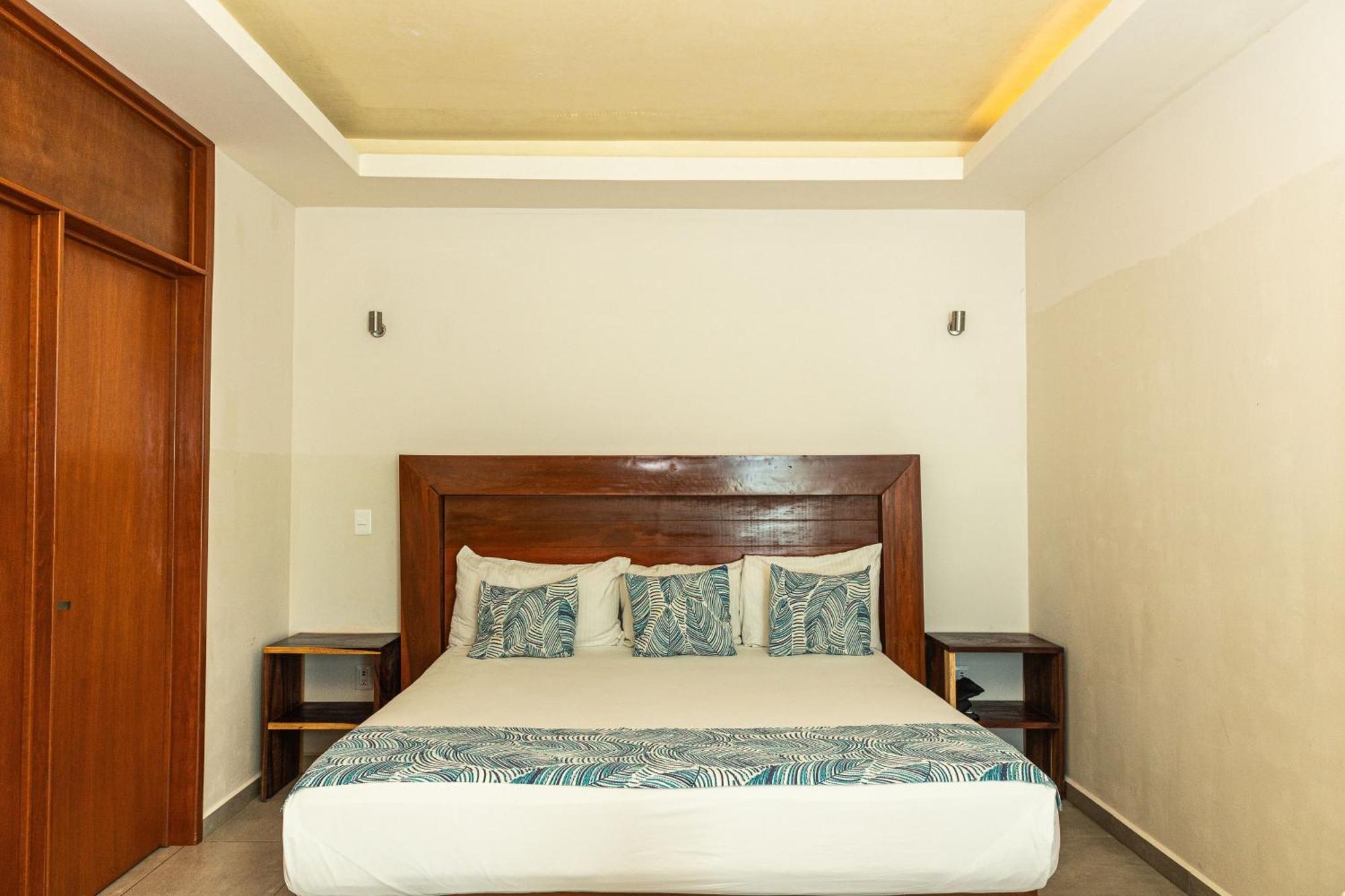 Aquastar Hotel & Apartments Маауаль Екстер'єр фото
